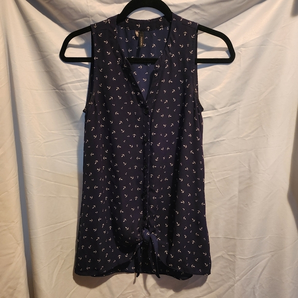 Navy blue anchor button-up sleevless blouse - Picture 1 of 8